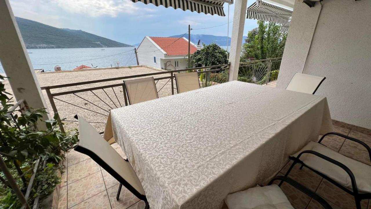 Villa Angelina กุมบอร์ ภายนอก รูปภาพ